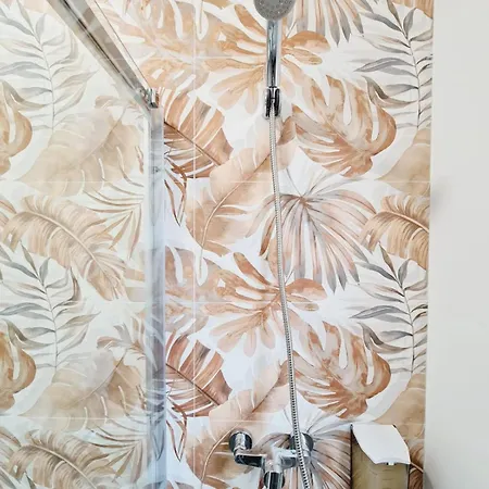 아파트 & Kitchen Irala